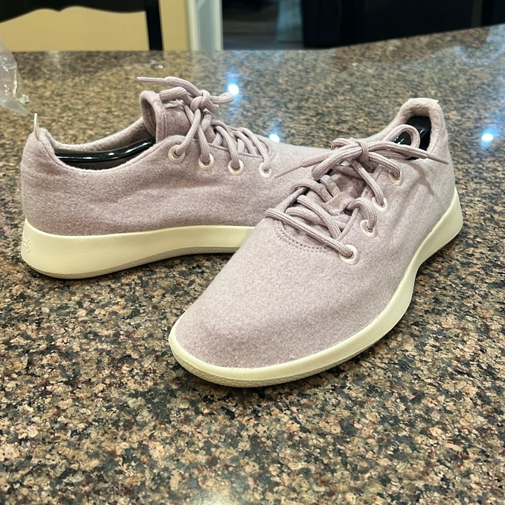 Women’s Allbirds size 11